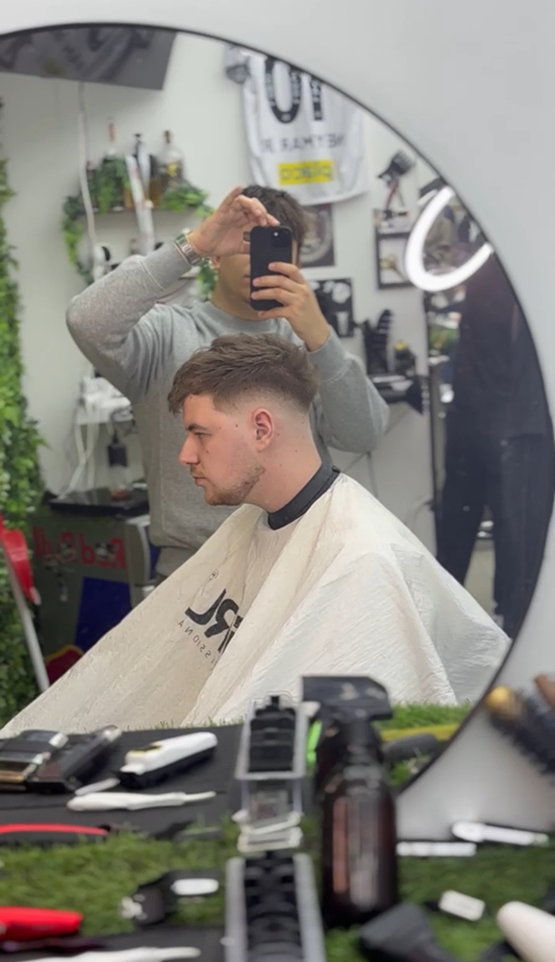 barni-barber-munka-1